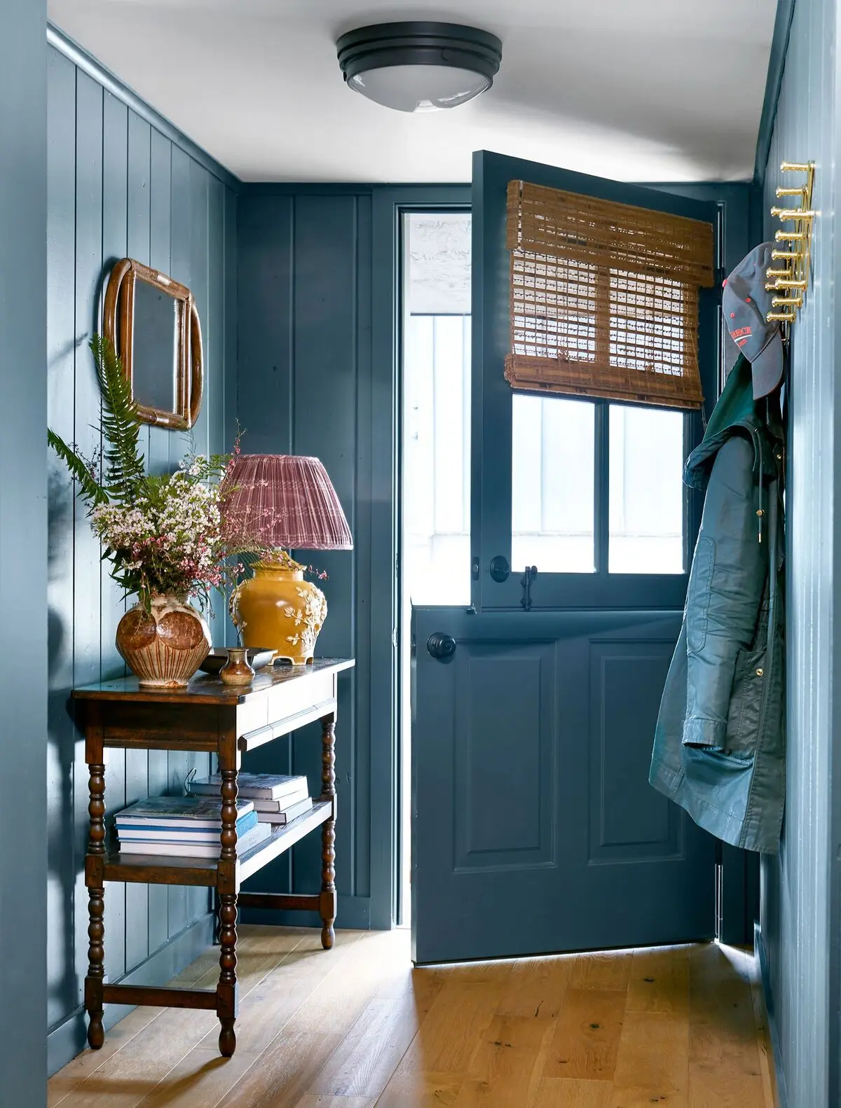 console-table-decorating-ideas-hbx060120heidicaillier-004-1598389490