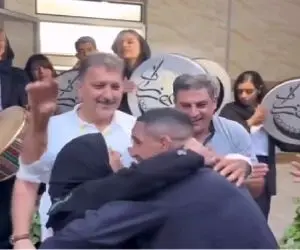 آواز شاد؛ خودرحمان عمو زاد دست به رقص شد اونم با مادر، خاله،  عمو دایی فقط پدرش