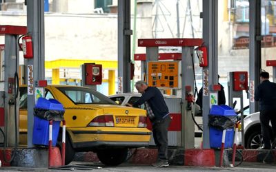 کدام پمپ بنزین ها در تهران بنزین 1500 تومانی عرضه می کنند؟