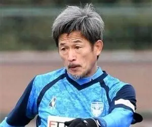 بازیکنی که در 55 سالگی هم بی‌خیال فوتبال نمی شود!