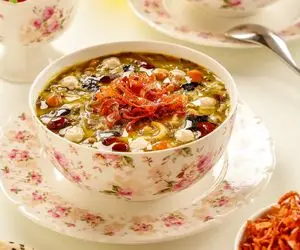 آموزش آشپزی؛ صفر تا صد درست کردن آش رشته از انتخاب سبزی تا تزئین