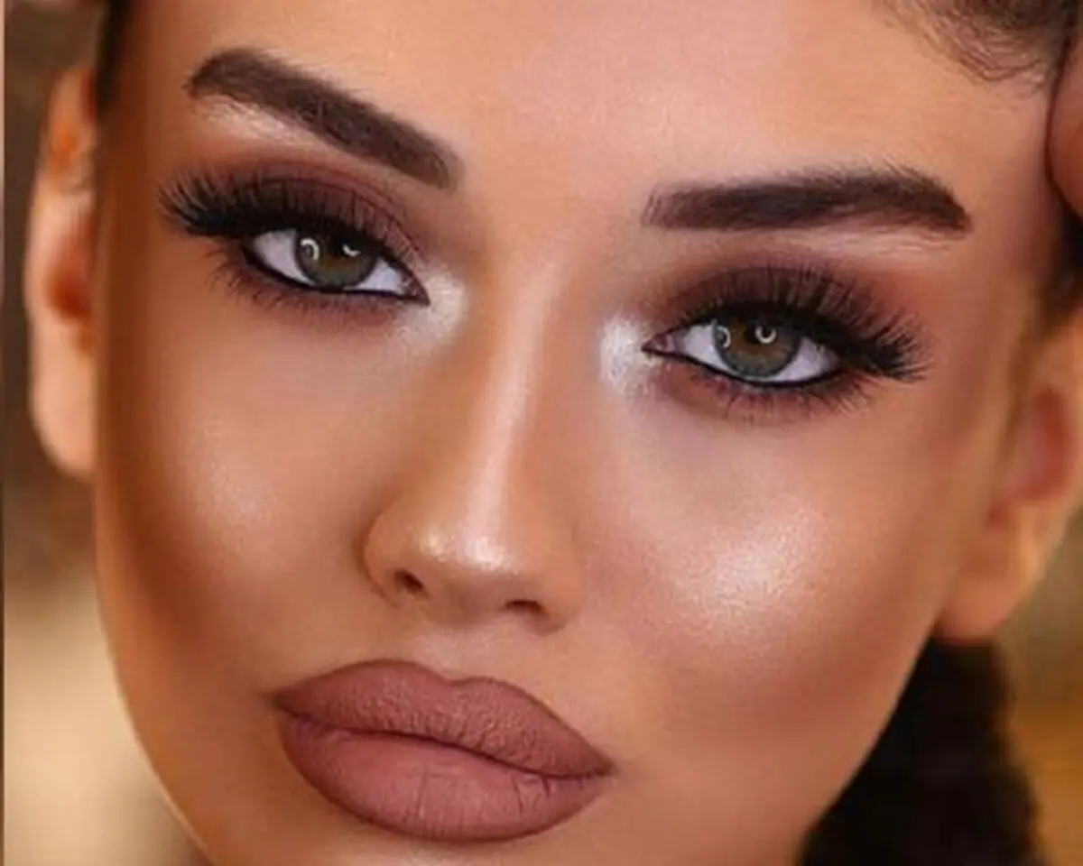 رنگ رژگونه برای پوست سبزه
