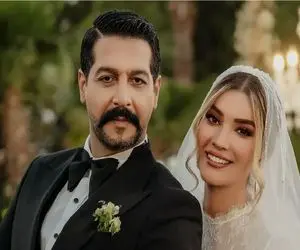 آواز شاد/ رقص و آواز متین ستوده و همسرش تو کنسرت امید حاجیلی / رو صندلی بند نیستند