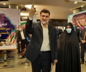 انصراف قاضی‌زاده هاشمی به نفع آیت الله رئیسی صحت دارد؟