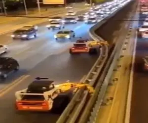 معماری خلاقانه؛ چین جاده هاشو طوری ساخته که موقع ترافیک برای تسهیل اون عریض تر میشن