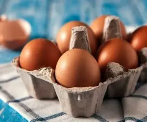 ترفندهای خانه داری؛ روش تشخیص تخم مرغ سالم از تخم مرغ کهنه و فاسد