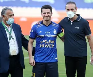 رفاقت و خوش‌وبش گل محمدی و کاپیتان استقلال در حاشیه دربی