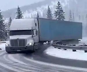 معماری طبیعت؛ آدم رو سگ بگیره ولی جو نگیره مثل این راننده تریلی