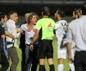 ساپینتو سرپرست استقلال را مصدوم کرد!