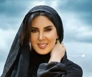 (عکس) عاشقانه لیلا بلوکلات با لباس جیغ در ولنتاین