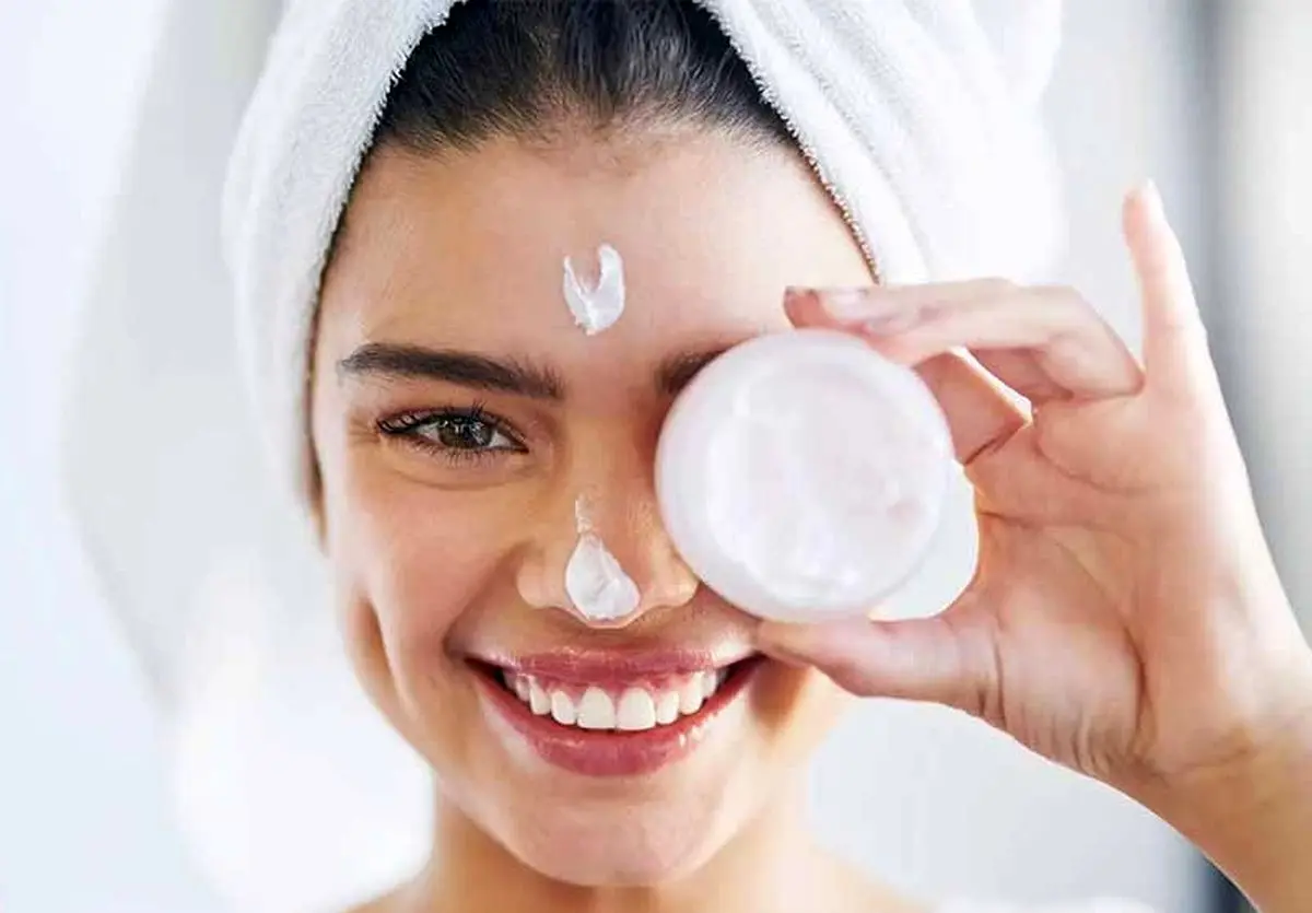 شستشوی اصولی آرایش پوست