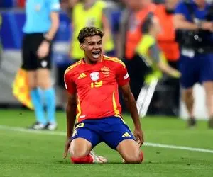 یامال برنده توپ طلا خواهد شد؟