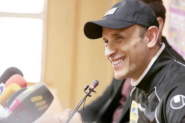 یحیی گل محمدی