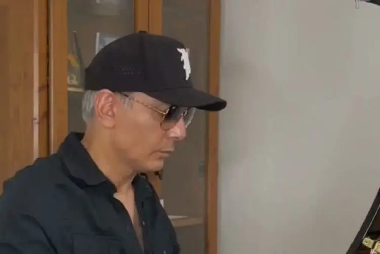 شادمهر عقیلی بعد 27 سال دوباره با گل یاس وصف حضرت زهرا(س) کل ایران رو احساسی کرد