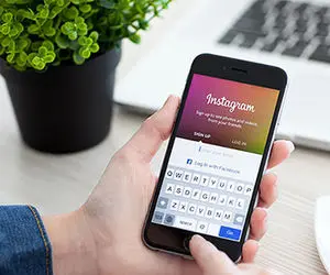 یک پُرس غذای کرایه‌ای برای استوری اینستاگرام، چند؟