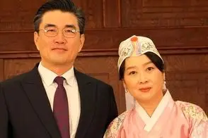 آواز پر احساس؛ سفیر کره تو کویر اطراف قم باز دوباره صبح شد رو از ته دل می خونه