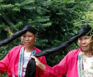 زنانی با بلند ترین مو ها در جهان 