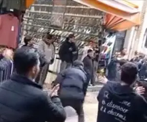 آواز خیابانی؛ اکیپه دارن تو بازار میرقصن از پشت خیلی ضایعن ولی خروجی نشون دادن معرکه