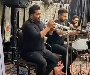 نوای جگرسوز؛ چشماتو با نوای دلخراش این ترومپت زن ماهر ببند میبردت شب شهادت حضرت فاطمه