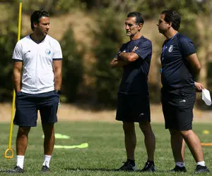 (عکس) فرهاد با انتشار این عکس شایعات را تمام کرد!