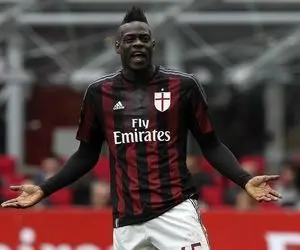 مهاجم پرحاشیه و بی اخلاق میلان در سپاهان؟