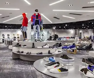 افغان‌ ها مافیا شدند و  بازار کیف و کفش ایران را تصاحب کردند