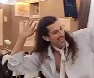 آواز محلی؛ پسر دیلاق 4.5 متری کرد چه رقص پر ناز و قمیشی میره همه کف کردن