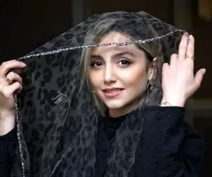 سکانس خندان/نازنین بیاتی تو ختم گریه میکرد و فحش میداد/این عزاداری باعث خنده همه میشه