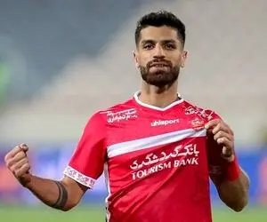 تکلیف ستاره خط میانی پرسپولیس تا فردا مشخص می شود