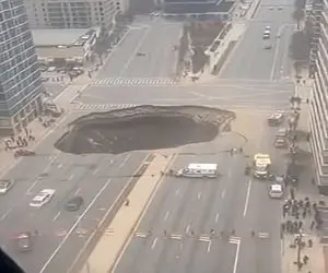 معماری طبیعت؛ زمین جا خالی داد ملت به فنا رفتن