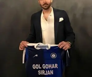 داستان ساعات تلخ تنهایی گلر گل‌گهر