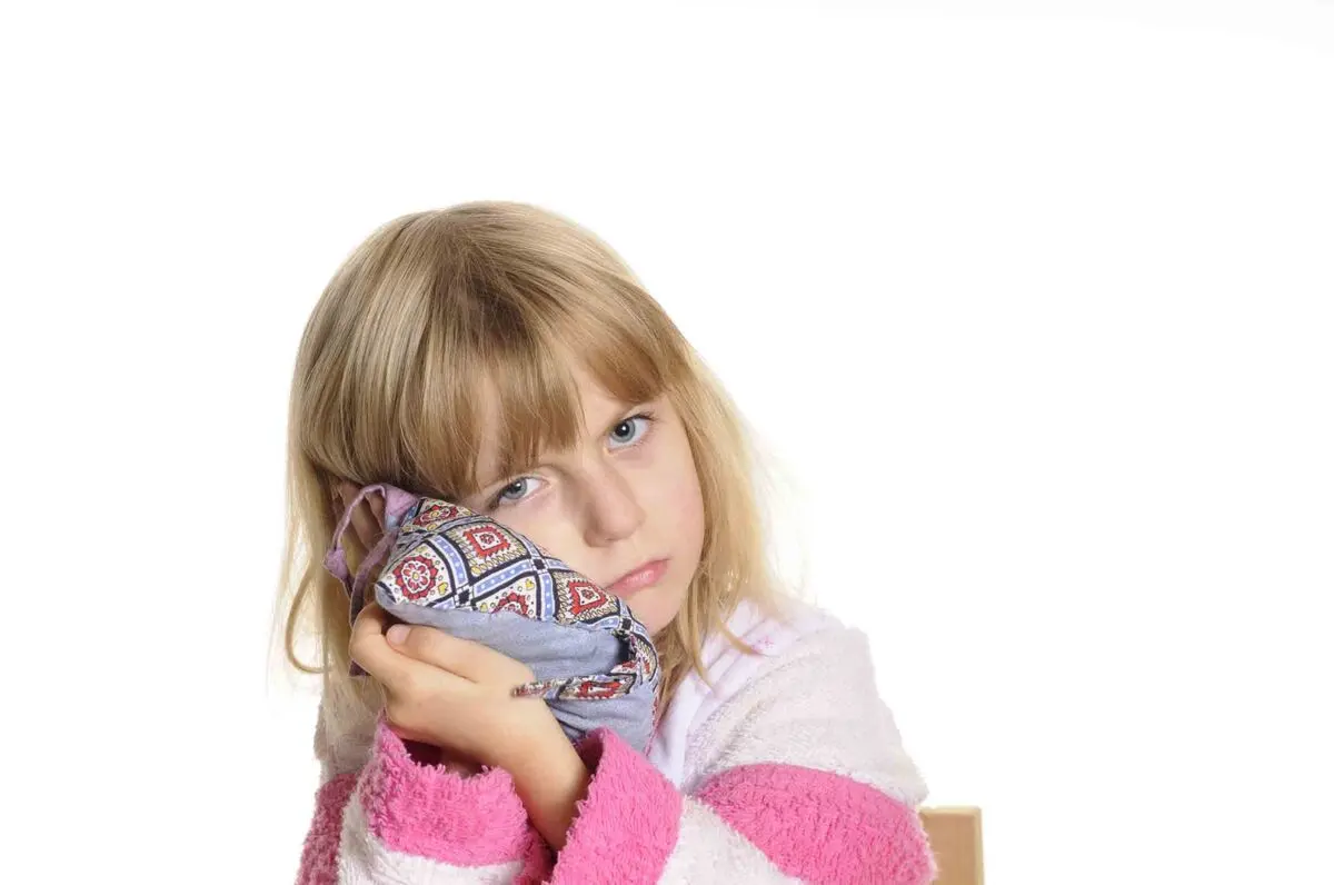 خارج کردن آب از گوش
