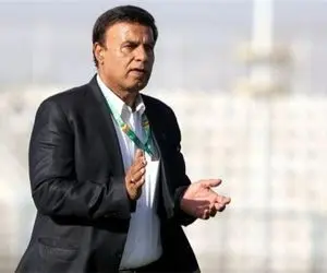 عضو هیات‌مدیره استقلال: بچه‌ های تیم رقیب مشکل سربازی دارند!