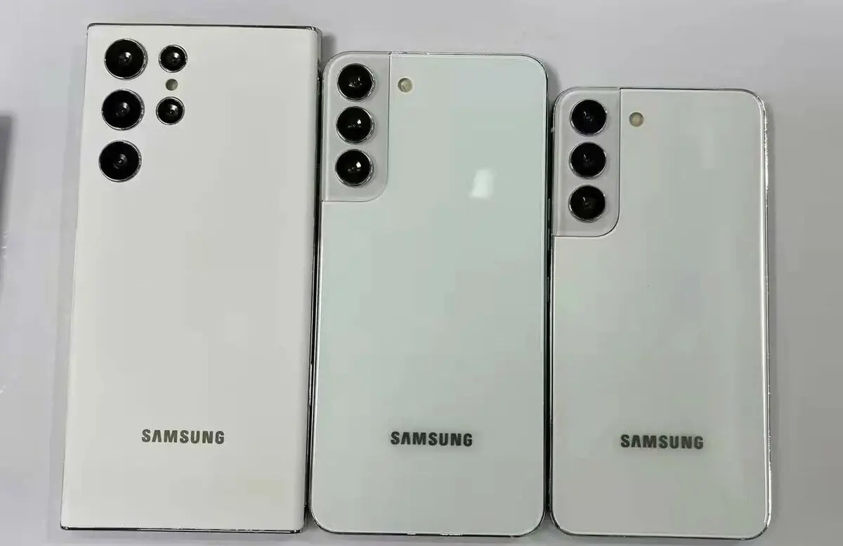 Galaxy-S22-
