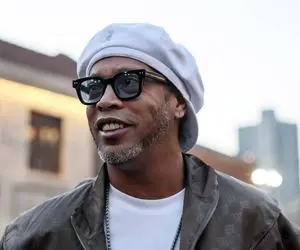 رونالدینیو پدربزرگ شد!