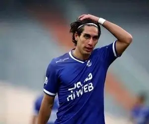 (عکس) حرکت تحسین‌آمیز محمد نادری زمان سال تحویل