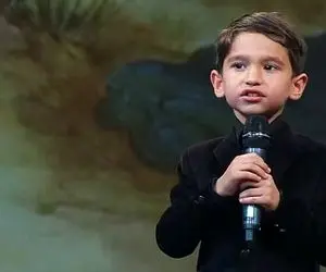 آواز جگرسوز؛ پسر نیم وجبی یک هیئت رو به زانو درآورد با آذری خوندنش هوش از سرت میپره