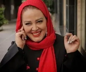 بهاره رهنما پس از توقیف «دختران صفویه» اینبار با عطرهای خالی!