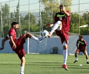 دوئل جذاب کاوه رضایی و مهدی قائدی در اردوی تیم ملی