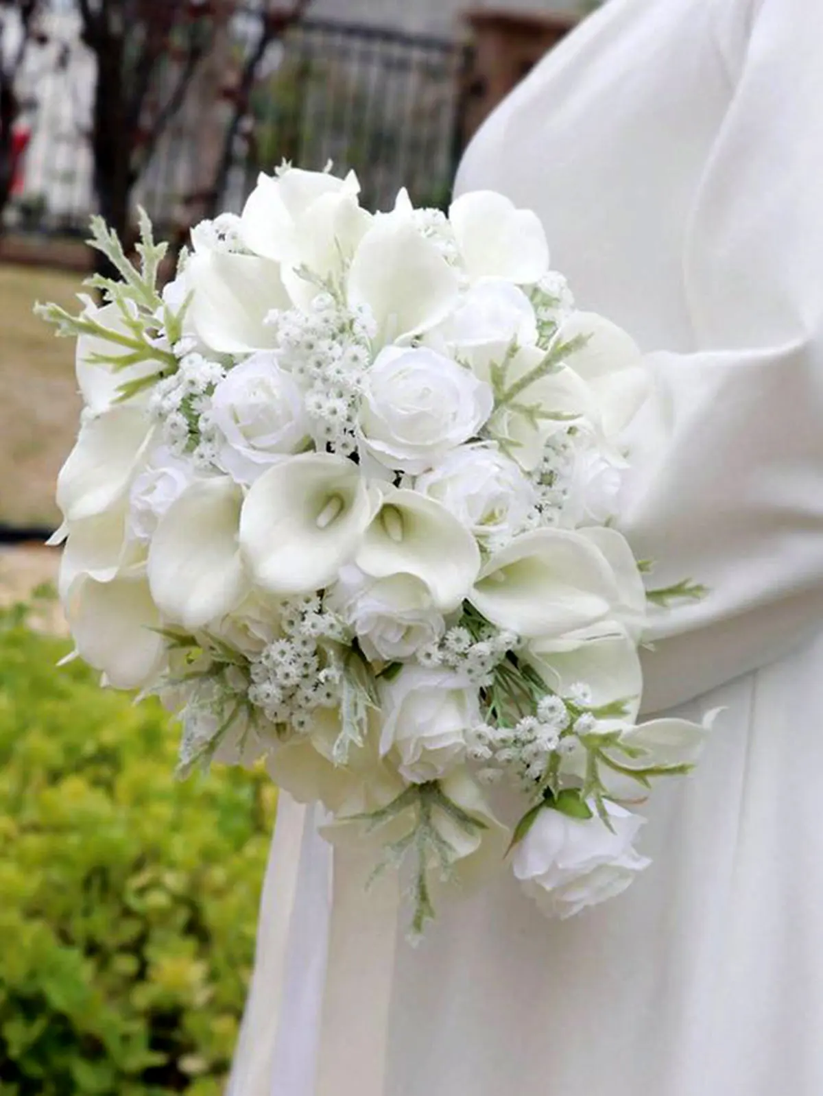 گل شیپوری دسته گل عروس