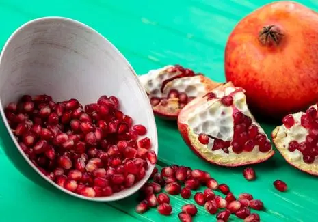 آموزش آشپزی؛ چنتا خوراکی با انار برای شب یلدا