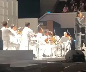 آواز ماندگار؛ ببینید همایون شجریان به عشق پدرش با چه بغضی آهنگ اشک مهتاب رو میخونه