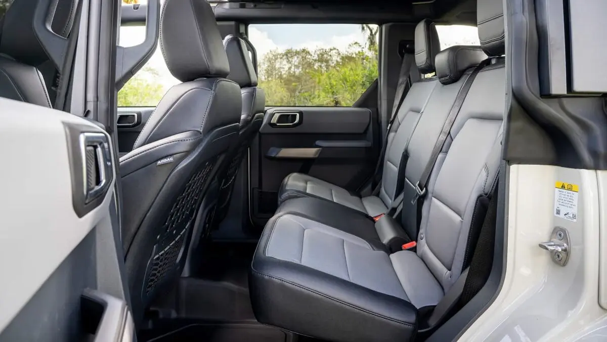 Ford Bronco Everglades 2022-11