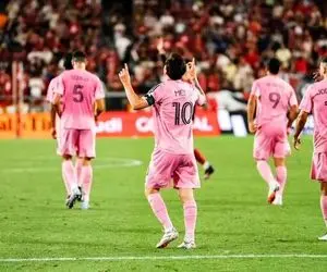 عبور دوباره لیونل مسی از کریستیانو رونالدو