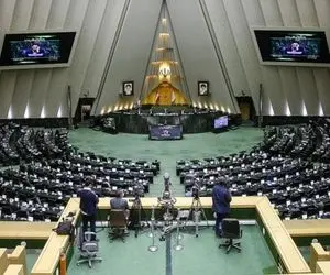 برگزاری آزمون برای اعمال رتبه‌بندی معلمان به هیچ عنوان قابل قبول نیست