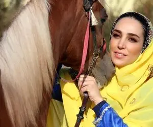 عکس سوگل طهماسبی با اسب چند میلیونی اش!