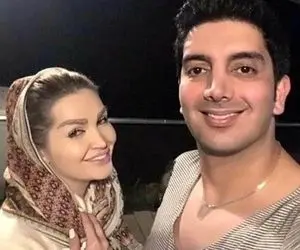 آواز احساسی؛ فرزاد فرزین تو ساحل قدم زنان آهنگ میخونه ایشون خدای فی البداهه هستن