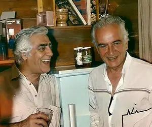 آواز ماندگار؛ حسین گل نراقی مرا ببوس رو می خونه انوشیروان مینوازه شنونده روحانی میشه