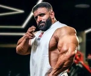 آواز شاد؛ هادی چوپان با شلوار پلنگی چه رقصی میکنه رقصندگی تو خونشه