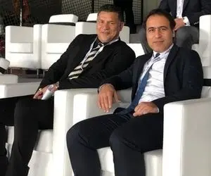 (عکس) علی دایی و مهدوی کیا کنار خواننده "بلا ای بلا"